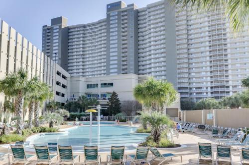 View, Emerald Beach by Panhandle Getaways in Panama City (FL)