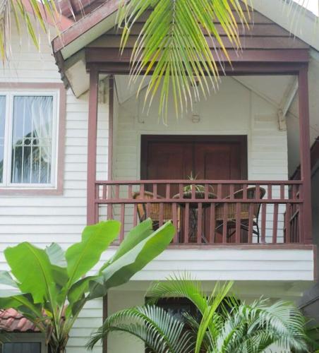 Exterior view, Manoha Villa in Serendipity Beach