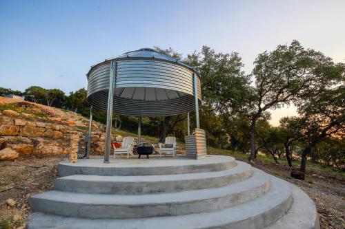 The Container Retreat at Canyon Lake