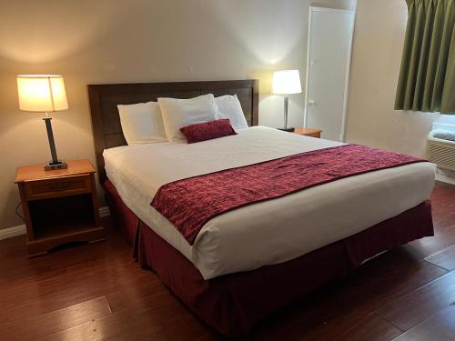 Hometown Inn North Hills in Burbank