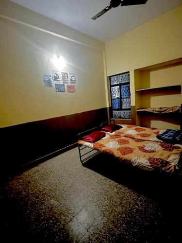 2 twin beds