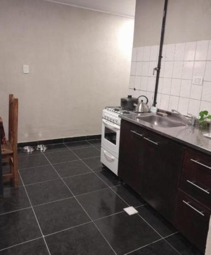 Konyha, Carileufu in Comandante Luis Piedrabuena