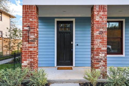 Evergreen - A Birdy Vacation Rental in San Antonio, USA