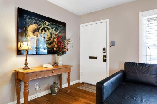 Fortuitous - A Birdy Vacation Rental in San Antonio, USA