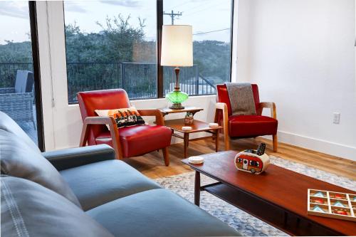 Hilltop - A Birdy Vacation Rental in Fischer, USA