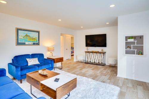 Updated Wayzata Home Less Than 2 Mi to Lake Minnetonka! in Wayzata, USA