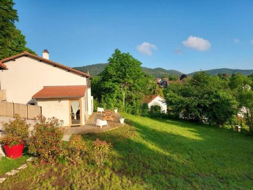 La Loge des Volcans - Vue Puy De Dôme - Apartment - Saint-Genès-Champanelle