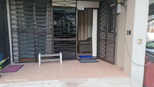 Cosy 2 bedroom unit with pool,Wifi