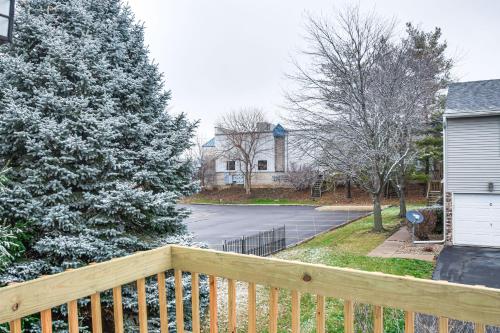 Welcoming Condo in Davenport Central Location! Welcoming Condo in Davenport Central Location!