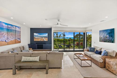 Wailea Elua Village 803, Ocean Views, Modern Reno