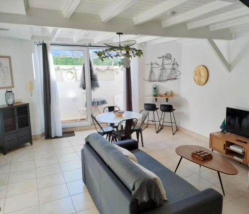 BEL APPARTEMENT BAIE PLAGE - WiFi - PARKING - DRAPS ET SERVIETTES - Location saisonnière - Hendaye