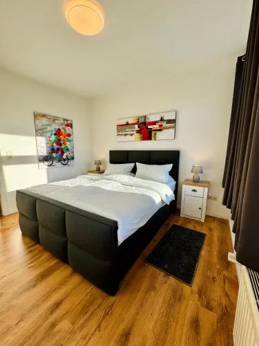 Schicke Wohnung im grünen Hinterhof in Schwerin, Deutschland