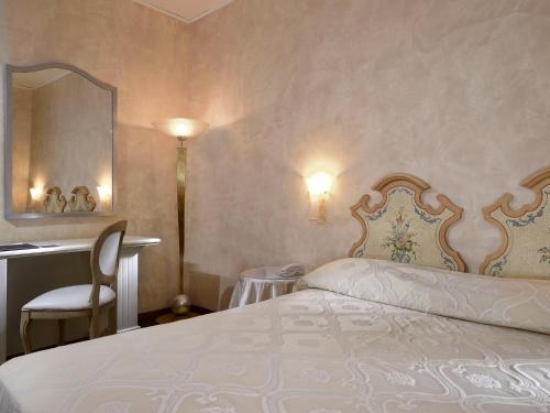 Hotel Amadeus, Venice (photo 6)
