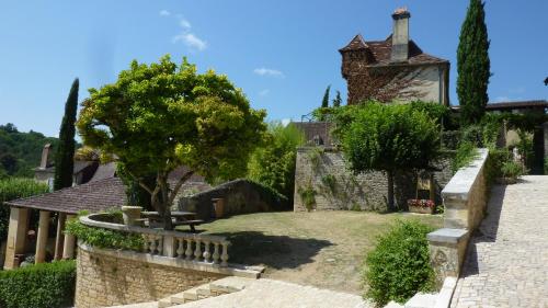 La Roseraie, authentique maison du Périgord noir