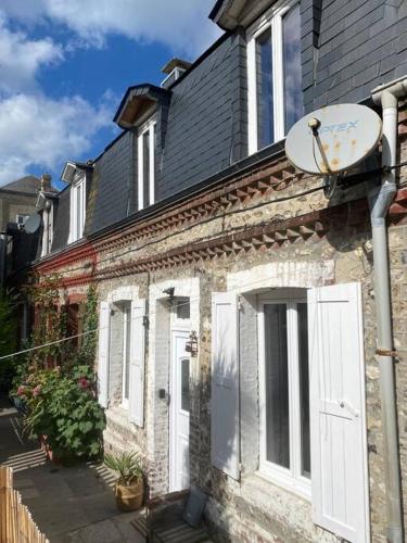 Yport, maison de pêcheur avec jolie terrasse. - Location saisonnière - Yport