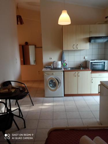 Home 1, Patras (zdjęcie 6)