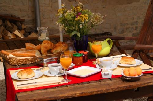 Ēdiens un dzērieni, Chez Catharina Oldtimer B&B in Levoncourt