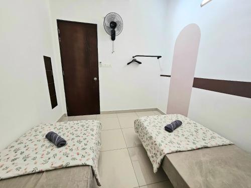 Air-home No 28 Simpang near Aulong Econsave, 3BR, 7pax, Netflix