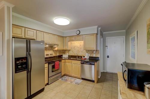 309C Oceanside Villa in Isle of Palms, USA