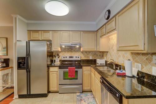 309C Oceanside Villa in Isle of Palms, USA