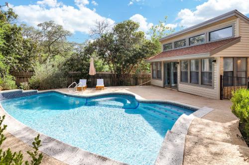 Triple Crown - A Birdy Vacation Rental in San Antonio, USA