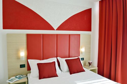 Hotel Luxor Florence - image 14