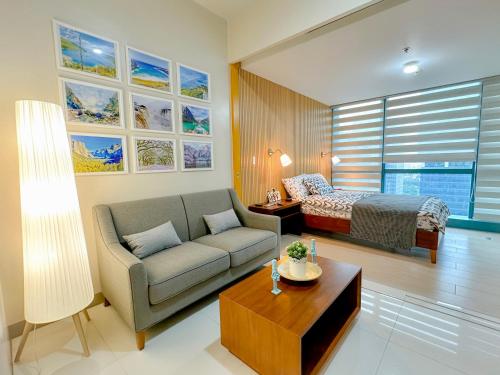 1 BR Uptown BGC Cozy Condo Netflix 200Mb Wi-Fi, Manila