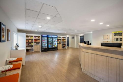 Sonesta Simply Suites Jersey City in Jersey City, USA