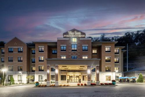 Best Western Plus Franciscan Square Inn & Suites - Steubenville