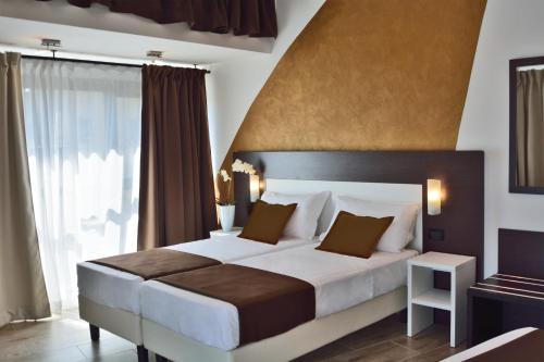 Hotel Luxor Florence - image 6