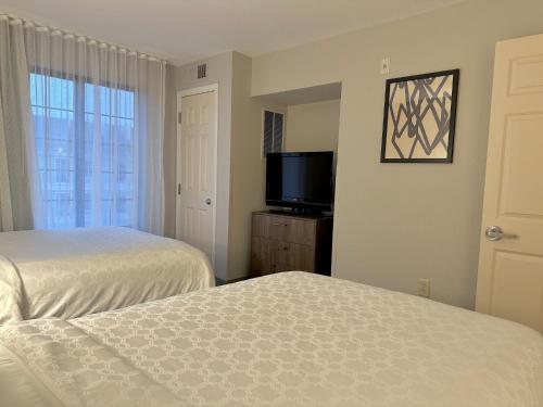 西密尔沃基奥科诺莫沃克驻桥套房酒店 西密尔沃基奥科诺莫沃克驻桥套房酒店