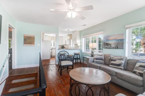 600 Palm Boulevard in Isle of Palms, USA