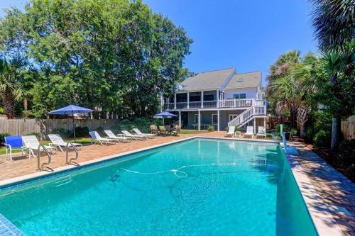 806 Carolina Boulevard in Isle of Palms, USA