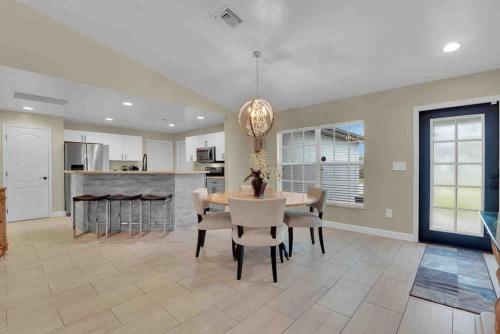 Cape Coral Beauty.Booking - image 2