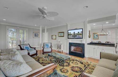 910 Ocean Boulevard in Isle of Palms, USA