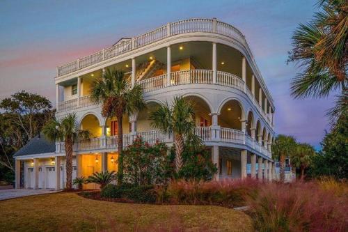 Sea Palace in Isle of Palms, USA