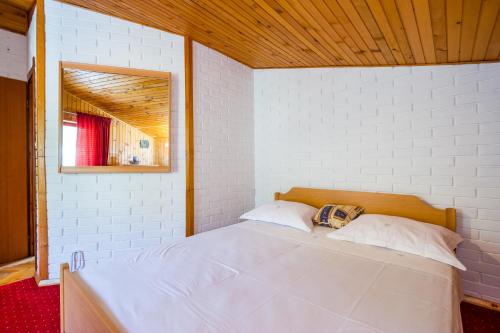  Apartments Milka in Žrnovnica