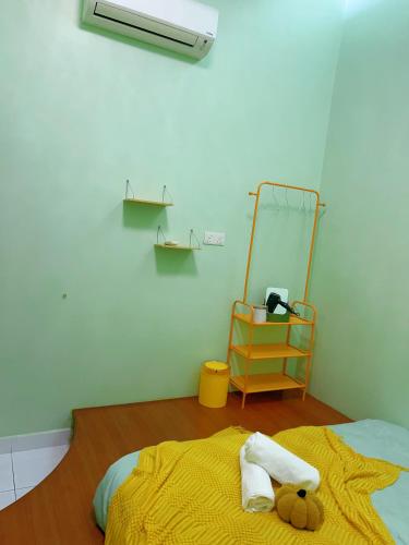 C & L Home 002 C & L Home 002