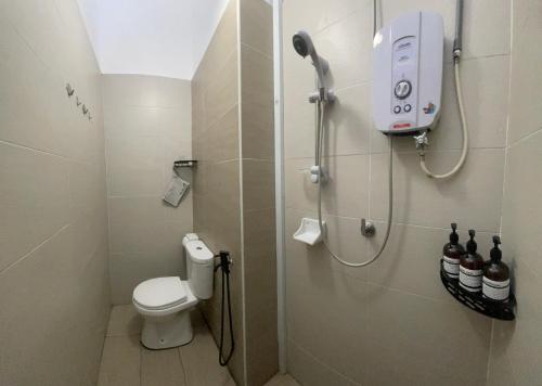 C & L Home 002 C & L Home 002