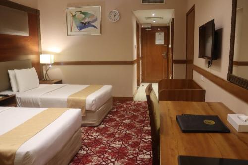 GSS Avenue Hotel Ex Delmon Hotel, Дубай (фото 7)