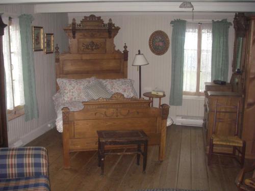 Au Vieux Foyer in Ile D`orleans (QC)