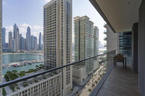 Serene One Bedroom Beach Front - image 4