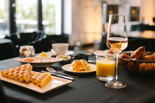 Food and beverages, A-ROSA Hotel Ceres am Meer - Adults Only in Ostseebad Binz