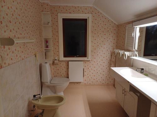 Bathroom, Kiruna accommodation Lararegatan 19 b in Kiruna