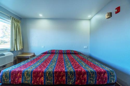 Xpress Inn & Extended Stays by OYO Marshall TX near I-20 & Hwy 59