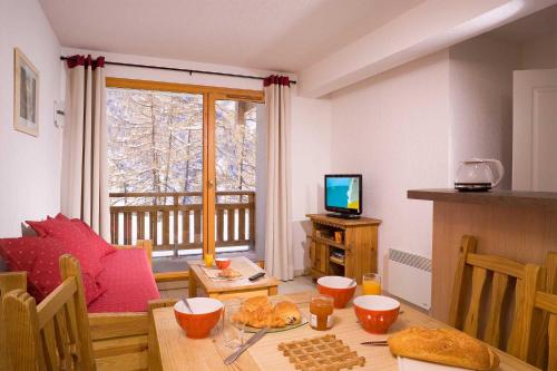 Madame Vacances Les Balcons Des Airelles - image 6