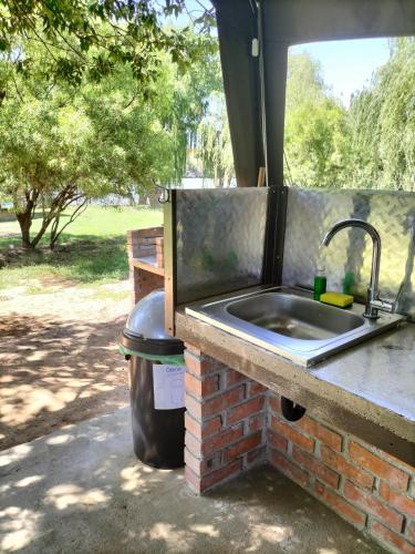 virtuve, Riverbend Camp - Self-catering Luxury Glamping Tent in Kristiana