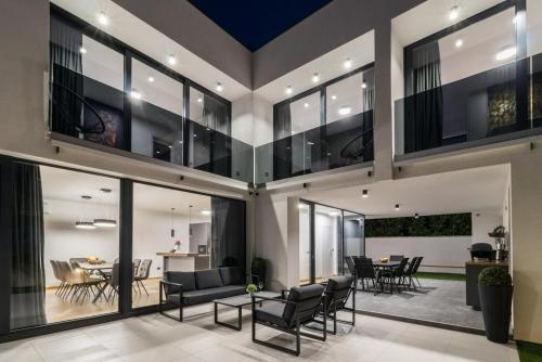 المنظر الخارجي, Villa Miaa newly built modern villa in Medulin for 9 people with heated swimming pool & jacuzzi in Medulin