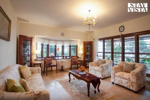 StayVista at Mercara Hill- Pet Friendly Villa with Bathtub photo 4
