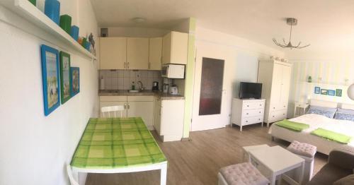Studio 8 im 1 OG Haus Stranddistel, schones Studio fur 2 Personen in Zingst, Hund erlaubt, Zingst (photo 8)